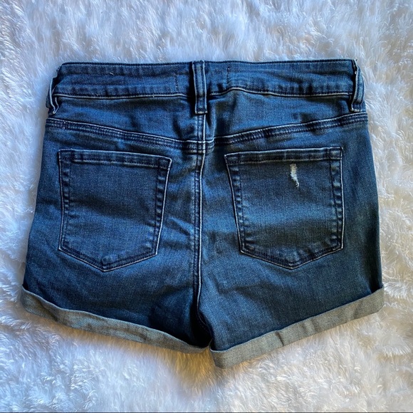 ❌SOLD‼️ PacSun Distressed Shorts - Picture 3 of 4